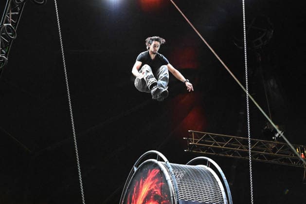 Rene CASSELLI, artist, rehearsing on the wheel of death, rehearsals for the X MAS show of Circus Flic Flac in Duisburg, Circus Flic Flac at the old freight station in Duisburg, 16 12 2025,