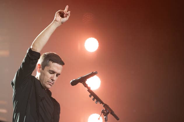 Maldita Nerea performs in Madrid, Spain - 16 Dec 2025 Jorge Ruiz Flores, the singer from the group Maldita Nerea performs during a concert at Movistar Arena in Madrid. Madrid Spain Copyright: xAtilanoxGarciax xSOPAxImagesx photos00133