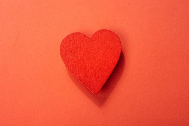 Herz der Liebe Symbol als Liebe und Romantik Konzept Heart shape icon as love and romance concept (License=RF) Copyright: xZoonar.com TurgayxKocax 24327296