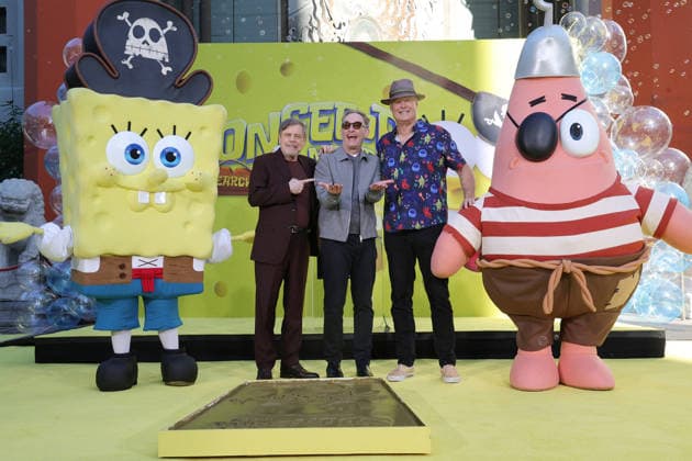 Spongebob Squarepants Places His Hand And Footprints In Cement - LA Mark Hamill, Tom Kenney, Bill Fagerbakke At The Spongebob Squarepants Places His Hand And Footprints In Cement -At The TCL Chinese Theatre In Hollywood CA, USA on December 16, 2025. Photo by Fati S ABACAPRESS.COM Hollywood CA United States  Copyright: xFatixSadou ABACAPRESS.COMx