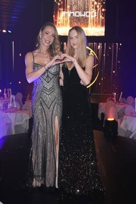 All Together Charity Gala Sylvia and Mara Walker at the All Together Charity Gala 2025 at the WinterVarieté in Heidelberg Heidelberg WinterVariete Baden Württemberg