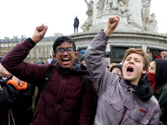 Student protest in Paris PARIS, FRANCE - DECEMBER 07: French students demonstrate against the increase of the subscription fees for foreigners students on Place de la Republique in Paris, France on December 07, 2018. Ile-de-France France. Editorial use only. Please get in touch for any other usage. Copyright: x2025xAnadoluxMustafaxYalcınx
