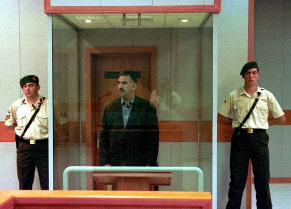 Anniversary of the 1999 arrest of PKK terrorist group head Abdullah Ocalan BURSA, TURKEY - (ARCHIVE): A file photo dated May 31, 1999 shows head of the terrorist organization PKK, Abdullah Ocalan standing inside a glass defendant s cage, in a court room during his trial in Imrali Island, in the Sea of Marmara, near Bursa province of Turkey. February 16 is the anniversary date of the 1999 arrest of Abdullah Ocalan. Bursa Turkey. Editorial use only. Please get in touch for any other usage.  Copyright: x2025xAnadoluxMustafaxAbadanx