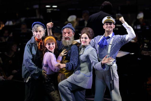 Alexander von Hugo as Anatol Brown , Sophia Euskirchen as Virginia West , Hans Gröning as Jonas , Alma Sade as Chica and Tobias Joch as Kay , f l , during the photo rehearsal for In Frisco ist der Teufel los at the Komische Oper
