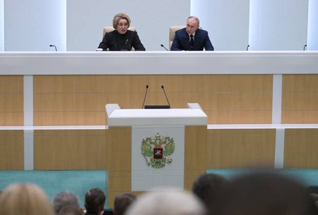 Russia Putin Parliament 9079103 24.12.2025 Russian President Vladimir Putin and Federation Council speaker Valentina Matvienko, left, attend a session at the Federation Council, the upper house of parliament, in Moscow, Russia. Alexey Nikolskiy Sputnik Moscow Russia Copyright: xAlexeyxNikolskiyx