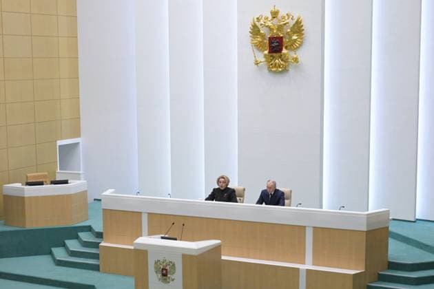 Russia Putin Parliament 9079134 24.12.2025 Russian President Vladimir Putin and Federation Council speaker Valentina Matvienko, left, attend a session at the Federation Council, the Upper House of the Russian Parliament, in Moscow, Russia. Alexey Nikolskiy Sputnik Moscow Russia Copyright: xAlexeyxNikolskiyx