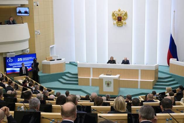 Russia Putin Parliament 9079231 24.12.2025 Russian President Vladimir Putin and Federation Council speaker Valentina Matvienko, left, attend a session at the Federation Council, the Upper House of the Russian Parliament, in Moscow, Russia. Alexey Nikolskiy Sputnik Moscow Russia Copyright: xAlexeyxNikolskiyx