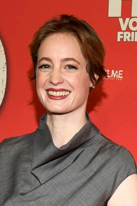 ABBberlin Leonie Benesch actress on the red carpet at the world premiere of the movie DER HELD VOM BAHNHOF FRIEDRICHSTRASSE at Delphi Filmpalast Berlin on 02 12 2025 Berlin Germany