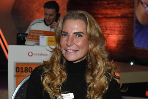30 RTL Spendenmarathon 2025 on 20 11 2025 at EMG Studio 8 in Hürth Giulia Siegel at the 30 RTL Spendenmarathon 2025 on 20 11 2025 at EMG Studio 8 in Hürth xRx