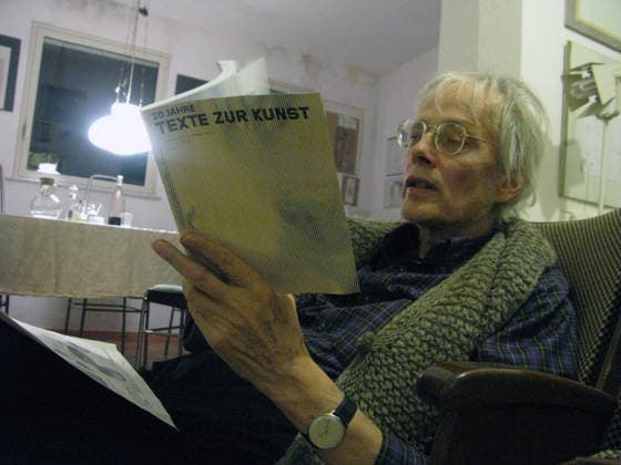 Timm Ulrichs reading Texte zur Kunst in the house of Pino Poggi, Agrigento, Sicily, December 2010