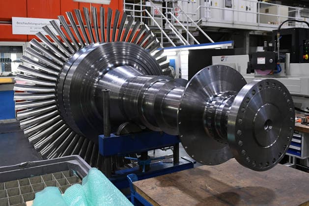Everllence SE Plant Oberhausen on 14 01 2026 in Oberhausen Everllence SE Societas Europaea , until 3 June 2025 MAN Energy Solutions SE, based in Augsburg, is a supplier of large diesel engines and turbomachinery for maritime and stationary applications The compan xRx