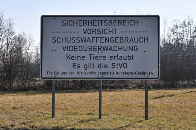 JVA Gablingen 20 01 2026 AUGSBURG, GERMANY 20 JANUARY In the picture the JVA in Gablingen from the outside Symbolic picture sign Copyright: xBEAUTIFULxSPORTS Goldbergx