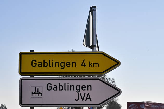 JVA Gablingen 20 01 2026 AUGSBURG, GERMANY 20 JANUARY The picture shows the JVA in Gablingen from the outside Symbolic image Sign Street sign Copyright: xBEAUTIFULxSPORTS Goldbergx