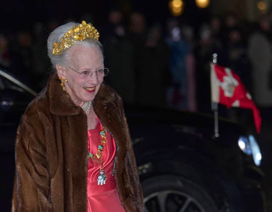 2026 01 01 COPENHAGEN DENMARK Danish Royal Family The royal couple hold New Year s dinner for the government, the Speaker of the Folketing, representatives of official Denmark and a part of Royal Family in Amalienborg Royal Palace Picture old Queen Margrethe of Denmark arrival to dinner PHOTO Stefan Lindblom TT code 20116 Copenhagen Denmark x20116x  Copyright: xStefanxLindblom TTx Royal Danish Family ss2ueKezrc0
