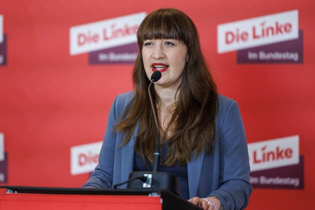 Statement Die Linke Heidi Reichinnek Die Linke at a statement on 27 01 26 in Berlin Berlin Berlin Germany Reichstag