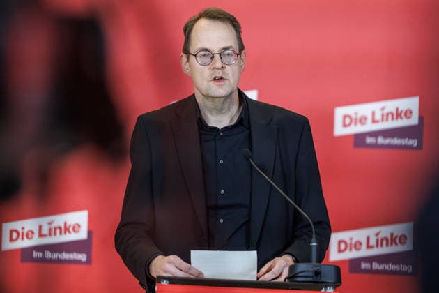 Statement Die Linke Soeren Pellmann Die Linke at a statement on 27 01 26 in Berlin Berlin Berlin Germany Reichstag