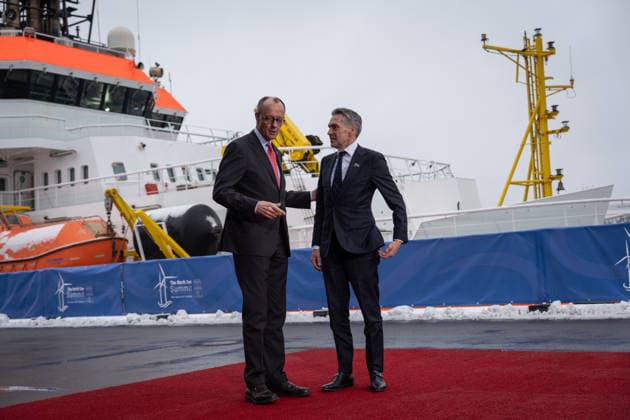 Federal Chancellor Friedrich Merz, left, receives Dick Schoof, Prime Minister of the Netherlands, in front of the multifunctional ship Neuwerk 3rd North Sea Summit 2026 in Hamburg, Germany 3 North Sea Summit 2026 in Hamburg, Germany, Hamburg Hamburg Germany Cruise Center Baakenhöft