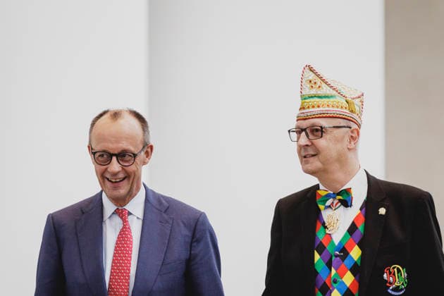 L R Friedrich Merz CDU , Federal Chancellor, and Klaus Ludwig Fess, President of the Bund Deutscher Karneval e V , taken during the traditional carnival reception at the Federal Chancellery in Berlin, 03 02 2026 Berlin Germany Copyright: xFlorianxGaertnerx