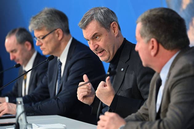 From left Hubert AIWANGER Free Voters, Bavarian Minister of Economic Affairs , Patrick SCHNIEDER Federal Minister of Transport of the Federal Republic of Germany , Markus SOEDER State Premier of Bavaria and CSU Chairman , Christian BERNREITER Bavarian State Minister for Housing, Construction and Transport Press c