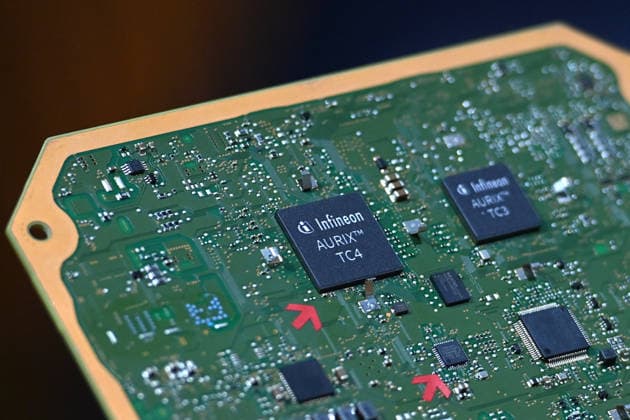 Edge motif circuit board, electronic component with Infineon Aurix microcontroller for the automotive industry Annual General Meeting INFINEON Technologies AG on 19 02 2026 at the ICM in Munich