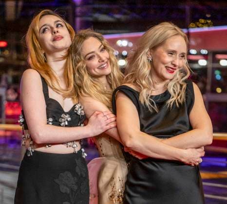 abb Viola Prettejohn Amanda Seyfried and Mona Fastvold on the red carpet at the film premiere The Testament of Ann Leeat the Berlinale 76 International Film Festival at Berlinale Palast on Thursday February 19, 2026 in Berlin Berlin Germany