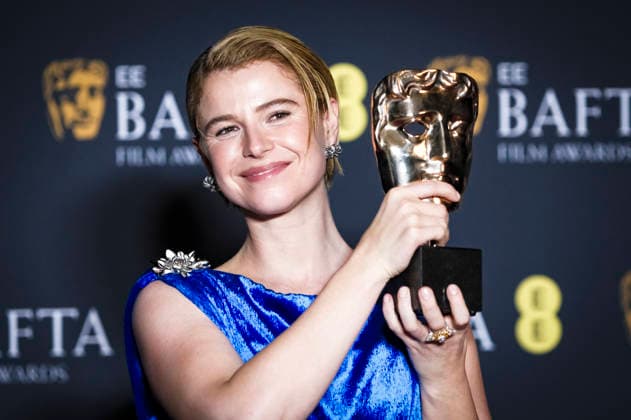 Jessie Buckley with the award for Best Actress in a Leading Role in Hamnet at the BAFTA Film Awards 2026 79th British Academy Film Awards at the Royal Festival Hall London, 22 02 2026 Foto:xJ.xEdwardsx xFuturexImagex bafta_6226