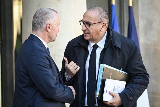 Council of Ministers at the Elysee Palace FA French Minister of the Interior Laurent Nunez and French Deputy Minister for the Relations with the Parliament Laurent Panifous exit the Elysee Palace after the Council of Ministers in Paris, on February 25, 2026. Photo by Firas Abdullah ABACAPRESS.COM Paris Île-de-France France  Copyright: xAbdullahxFiras ABACAx
