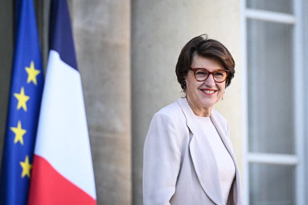 Council of Ministers at the Elysee Palace FA French Minister of Agriculture, Food Sovereignty Annie Genevard exits the Elysee Palace after the Council of Ministers in Paris, on February 25, 2026. Photo by Firas Abdullah ABACAPRESS.COM Paris Île-de-France France  Copyright: xAbdullahxFiras ABACAx