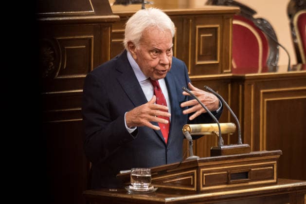 The King attends the presentation of the book El Rey by Manuel García Pelayo Former Prime Minister Felipe González, during the presentation of the book El Rey by Manuel García Pelayo, at the Senate, on February 25, 2026, in Madrid Spain The presentation of the book El Rey, by Manuel García Pelayo, coincides with the commemoration of the 35th anniversary of the death of the author 25 FEBRUARY 2026 BOOK PRESENTATION Diego Radamé Madrid Madrid Madrid Spain  Copyright: xDiegoxRadamÃ sx 7320647
