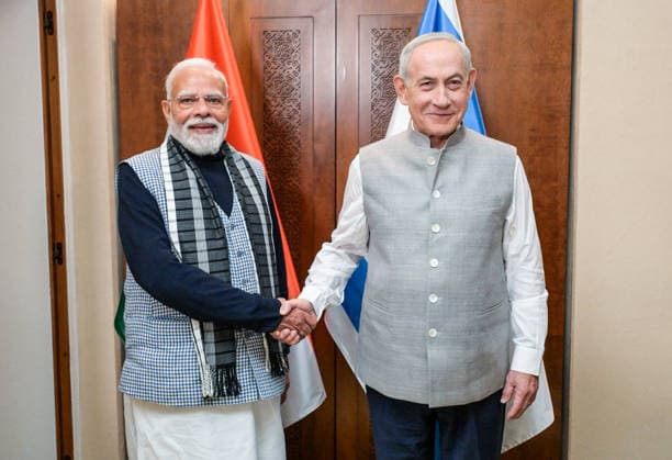 RECORD DATE NOT STATED Israeli Prime Minister Benjamin Netanyahu hosts Prime Minister Narendra Modi for dinner wearing Indian clothing Jerusalem Israel , Feb 26 (ANI): Israeli Prime Minister Benjamin Netanyahu hosts Prime Minister Narendra Modi for dinner wearing Indian clothing, in Jerusalem on Wednesday. (@IsraeliPM X ANI Photo) Jerusalem Israel Copyright: xANIx ANI_20260226054
