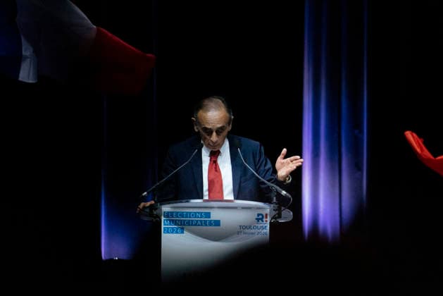 Eric Zemmour And Arthur Cottrel At Reconquete Meeting - Toulouse Speech by Eric Zemmour. 2026 Municipal Elections, Meeting with Eric Zemmour and Arthur Cottrel for the Reconquete list in Toulouse. Speech by your list leader, Arthur Cottrel, who presents the main measures of his program, followed by a speech by Eric Zemmour in Toulouse, France on February 27, 2026. Photo by Patricia Huchot-Boissier ABACAPRESS.COM TOULOUSE Occitanie France  Copyright: xHuchot-BoissierxPatricia ABACAx