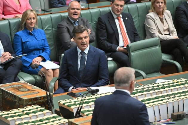 QUESTION TIME, Leader of the Opposition Angus Taylor and Prime Minister Anthony Albanese during Question Time in the House of Representatives at Parliament House in Canberra, Tuesday, March 3, 2026. ( NO ARCHIVING CANBERRA AUSTRALIAN CAPITAL TERRITORY AUSTRALIA  Copyright: xMICKxTSIKASx 20260303163575246889