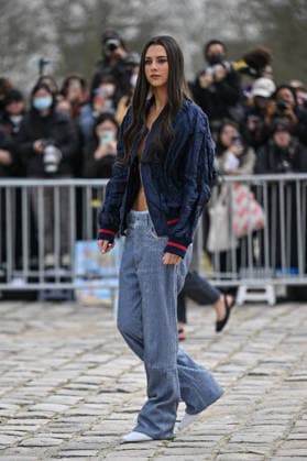 PFW Loewe Outside Arrivals Guest arriving at the Loewe show during Fashion Week in Paris, France on March 6, 2026. Photo by Julien Reynaud APS-Medias ABACAPRESS.COM Paris France Copyright: xReynaudxJulien APS-Medias ABACAx
