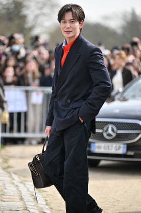 PFW Loewe Outside Arrivals Masaki Okada arriving at the Loewe show during Fashion Week in Paris, France on March 6, 2026. Photo by Julien Reynaud APS-Medias ABACAPRESS.COM Paris France Copyright: xReynaudxJulien APS-Medias ABACAx