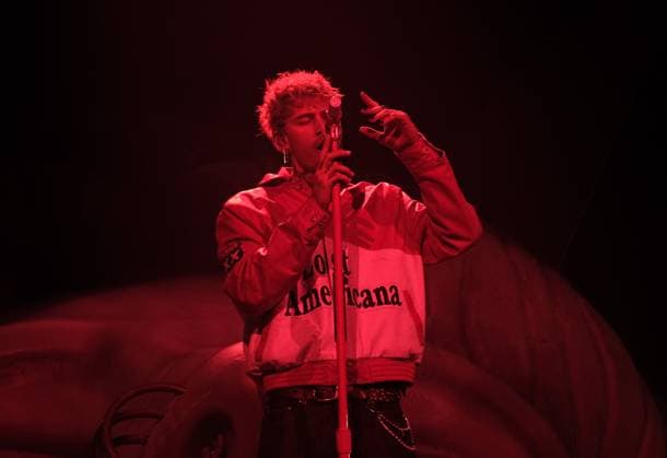 UK: Machine Gun Kelly at OVO Hydro, Glasgow, Scotland on 08 March 2026: Pictured: Machine Gun Kelly performs at the OVO Hydro in Glasgow, Scotland Glasgow OVO Hydro Scotland Copyright: xPhotoxbyxAimeexToddx xAimexxMedix