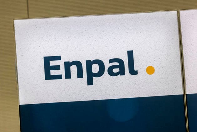 Enpal is a German company based in Berlin that primarily sells photovoltaic systems and heat pumps to end customers Logo, signet, trademark 19 02 2026 Stuttgart, Baden Württemberg, Germany