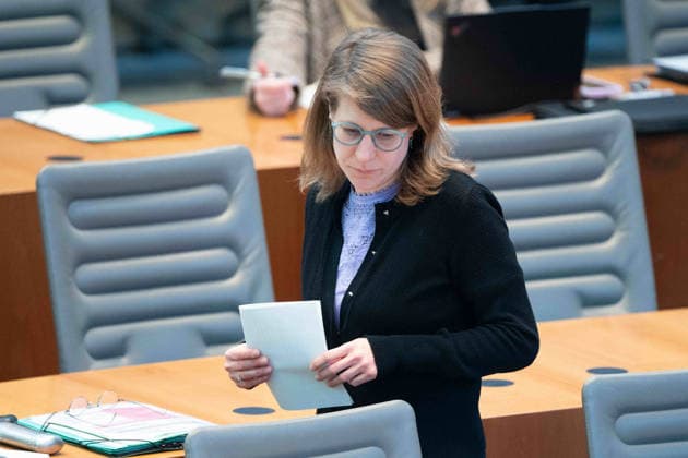 Verena SCHAEFFER, Schäffer, Minister for Children, Youth, Family, Equality, Refugees and Integration of the State of North Rhine-Westphalia 118 Session of the State Parliament of North Rhine-Westphalia, in the State Parliament of North Rhine-Westphalia NRW, Duesseldorf on 18 03 2026,
