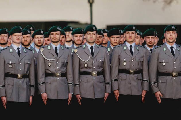 Soldiers of the guard battalion, taken during the presentation of the Federal Chancellors flag ribbon to the guard battalion at the Federal Ministry of Defense in the Julius Leber barracks in Berlin, 23 03 2026 Berlin Germany Copyright: xFlorianxGaertnerx