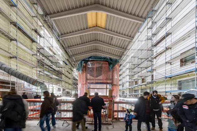 View of the listed Bonatz building Open construction site days at the new main station For three days, visitors can find out about the billion-euro Stuttgart 21 project Free tickets were issued for the visitor tour, which were so