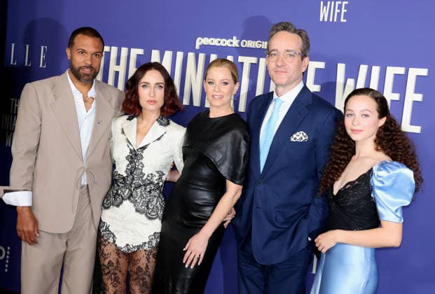 Entertainment Bilder des Tages #2 The Miniature Wife TV Series Premiere, Los Angeles, California, USA - 06 Apr 2026 O-T Fagbenle, Zoe Lister-Jones, Elizabeth Banks, Matthew Macfadyen and Sofia Rosinsky at the Peacock s TV Series premiere of The Miniature Wife held at DGA Theater in Hollywood, USA on April 6, 2026., Credit:Lumeimages.com Avalon USA, California, Hollywood, Los Angeles, CA, USA Copyright: xLumeimages.comx xAvalonx 1089155829