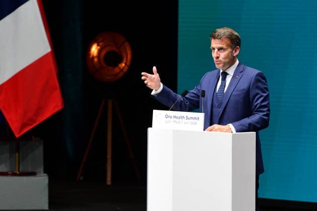 Emmanuel Macron President of the French Republic Speech by E Macron President of the French Republic , on the occasion of the opening session of the One Health Summit at the Cité Internationale de Lyon, on April 7, 2026 The French Head of State spoke with T A Ghebreyesus, Director-General of the World Health Organization From April 5 to 7, the city of Lyon, the French capital of health, will host the ninth One Planet Summit, dedicated to the One Health approach, which takes into account the interdependence between human, animal and environmental health, and thus enables better prevention and treatment of diseases. The Summit will also be an opportunity to advance the reform of the global health system to make it more resilient, Romain Do  Copyright: xRomainxDoucelinx xBestimagexRomainxDoucelinx xBestimagex