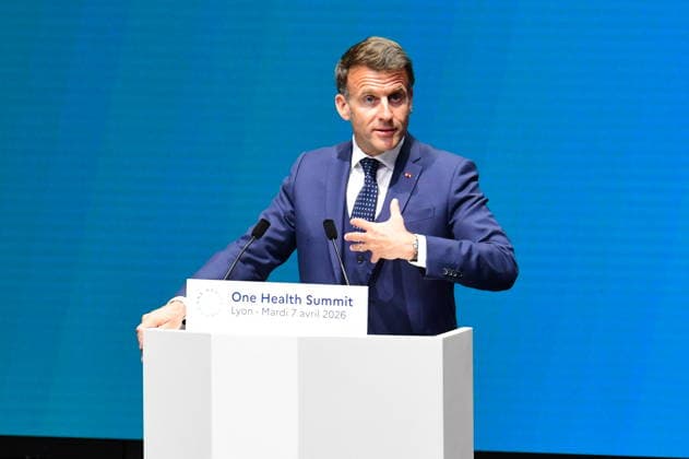 Emmanuel Macron President of the French Republic Speech by E Macron President of the French Republic , on the occasion of the opening session of the One Health Summit at the Cité Internationale de Lyon, on April 7, 2026 The French Head of State met with T A Ghebreyesus, Director-General of the World Health Organization From April 5 to 7, the city of Lyon, the French capital of health, will host the ninth One Planet Summit dedicated to the One Health approach, which takes into account the interdependence between human, animal and environmental health, and thus enables better prevention and treatment of diseases. The Summit will also be an opportunity to make progress in reforming the global health system to make it more resilient, Romain  Copyright: xRomainxDoucelinx xBestimagexRomainxDoucelinx xBestimagex