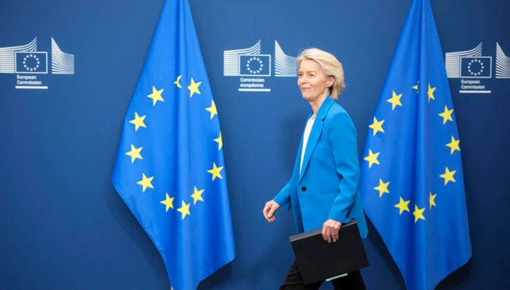 European Commission President Ursula von der Leyen - Brussels European Commission President Ursula von der Leyen addressed the media following the Commission’s meeting on Monday, April 13, 2026, at the Berlaymont in Brussels, Belgium. In response to the Middle East crisis, which has driven up the EU’s energy bills by Ä22 billion in just 44 days, the European Union is preparing immediate measures to coordinate among member states and support vulnerable households. At the same time, it is accelerating its decarbonization strategy, focusing on renewable and nuclear energy to reduce dependence on fossil fuels and strengthen energy security - Photo by Monasse T ANDBZ ABACAPRESS.COM Brussels Brussels-Capital Belgium  Copyright: xMonassexThierry ANDBZ ABACAx