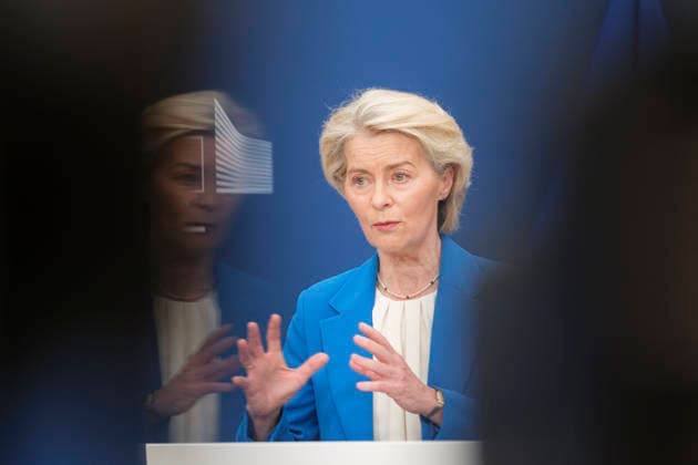 European Commission President Ursula von der Leyen - Brussels European Commission President Ursula von der Leyen addressed the media following the Commission’s meeting on Monday, April 13, 2026, at the Berlaymont in Brussels, Belgium. In response to the Middle East crisis, which has driven up the EU’s energy bills by Ä22 billion in just 44 days, the European Union is preparing immediate measures to coordinate among member states and support vulnerable households. At the same time, it is accelerating its decarbonization strategy, focusing on renewable and nuclear energy to reduce dependence on fossil fuels and strengthen energy security - Photo by Monasse T ANDBZ ABACAPRESS.COM Brussels Brussels-Capital Belgium  Copyright: xMonassexThierry ANDBZ ABACAx
