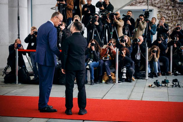 Friedrich Merz CDU , Federal Chancellor, receives Volodymyr Zelensky, President of Ukraine, at the Federal Chancellery during the German-Ukrainian intergovernmental consultations in Berlin, 14 04 2026 Berlin Germany Copyright: xFelixxZahnx