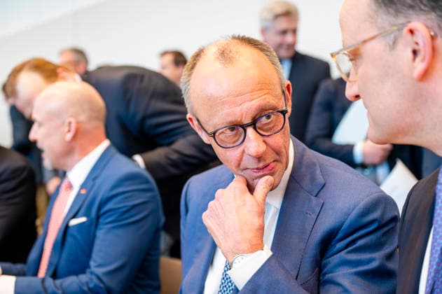 Friedrich Merz EUR, Germany, Berlin 14 04 2026 Federal Chancellor Friedrich Merz CDU before the parliamentary group meeting of the CDU CSU parliamentary group in the Bundestag