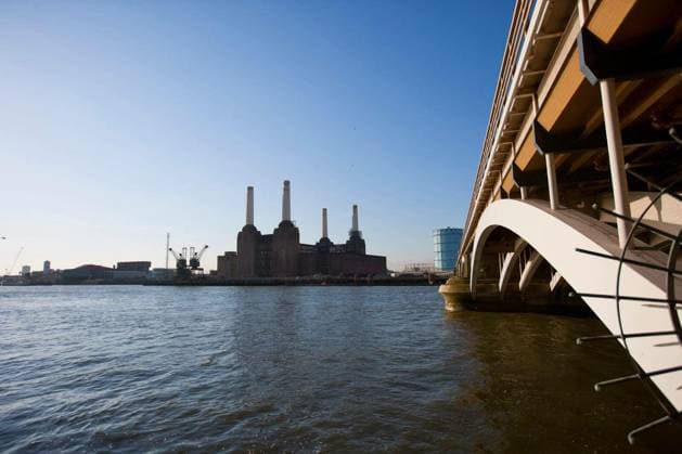 View of Battersea Power Station - View of Battersea Power Station Copyright: xmoodboardx Panthermedia75417648.jpg