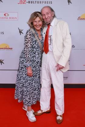32 BZ Kulturpreis Angelika Reuter, Michael Mendl BZ Kulturpreis, Haus der Berliner Festspiele, Berlin Date 15 04 2026 Copyright: xEventpress Kratschx