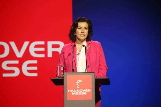 Dorothee Bär, Federal Minister of Research, Technology and Space, speaks at an event on the opening day of Hannover Messe in Hall 25, Center Stage Brazil is this years partner country of Hannover Messe Hannover, 20 04 2026 Copyright: xAgenturxMatthiasxWehnertx xM.xGränzdörferx