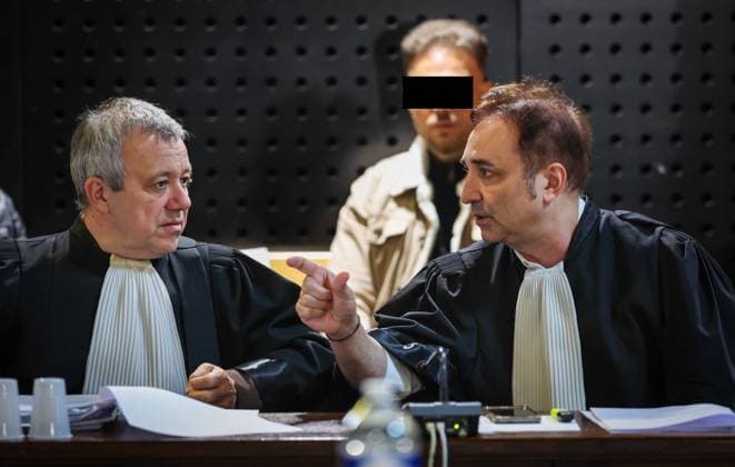 Lawyer Frank Discepoli, defending P. Falzone, Lawyer Fabrice Guttadauria, defending A. Falzone and The accused Paolo Falzone pictured during the composition of the jury for the trial of P. and A. Falzone, at the Court of Appeal of Mons, on Thursday 23 April 2026. The trial of the two cousins concerns the 2022 tragedy in Strepy-Bracquegnies, where a car plowed into a carnival parade around 5:00. Six people died at the scene, and a seventh months later in the hospital. P. Falzone is charged with seven murder and 81 attempted murder. A. Falzone with failure to render aid to a person in danger.  VIRGINIExLEFOUR 171742481